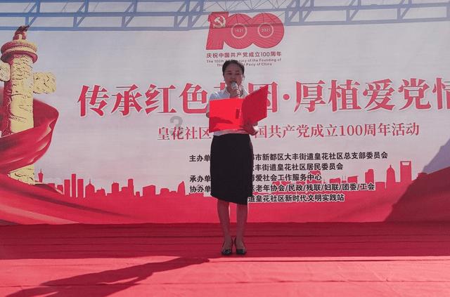 中国进口光刻机暴涨1000%,美继续打压,中国就把芯片打成白菜价
